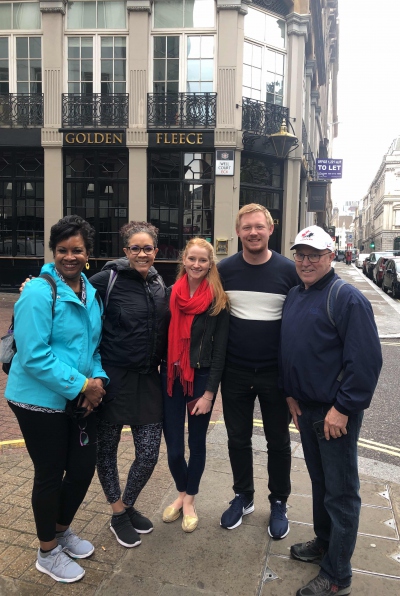 लंदन स्कैवेंजर हंट टीम फोटो